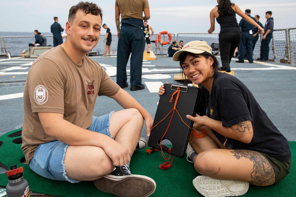 USS Ralph Johnson hosts a Steel Beach Picnic.