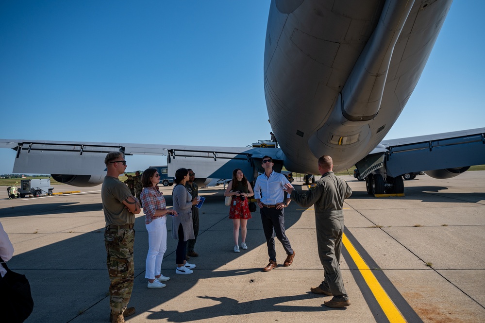 Congressman Chris Deluzio Visits 171st