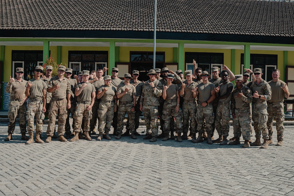 Super Garuda Shield 23 | Sumberjo Elementary School Project Visit