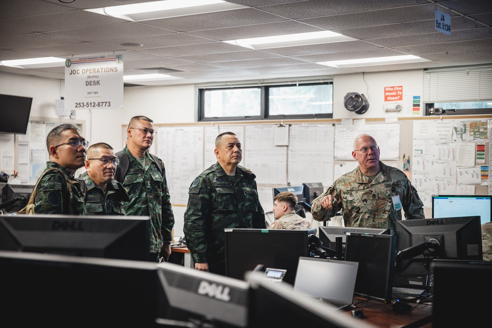 Royal Thai Army and National Guard continue to share disaster response experience and knowledge