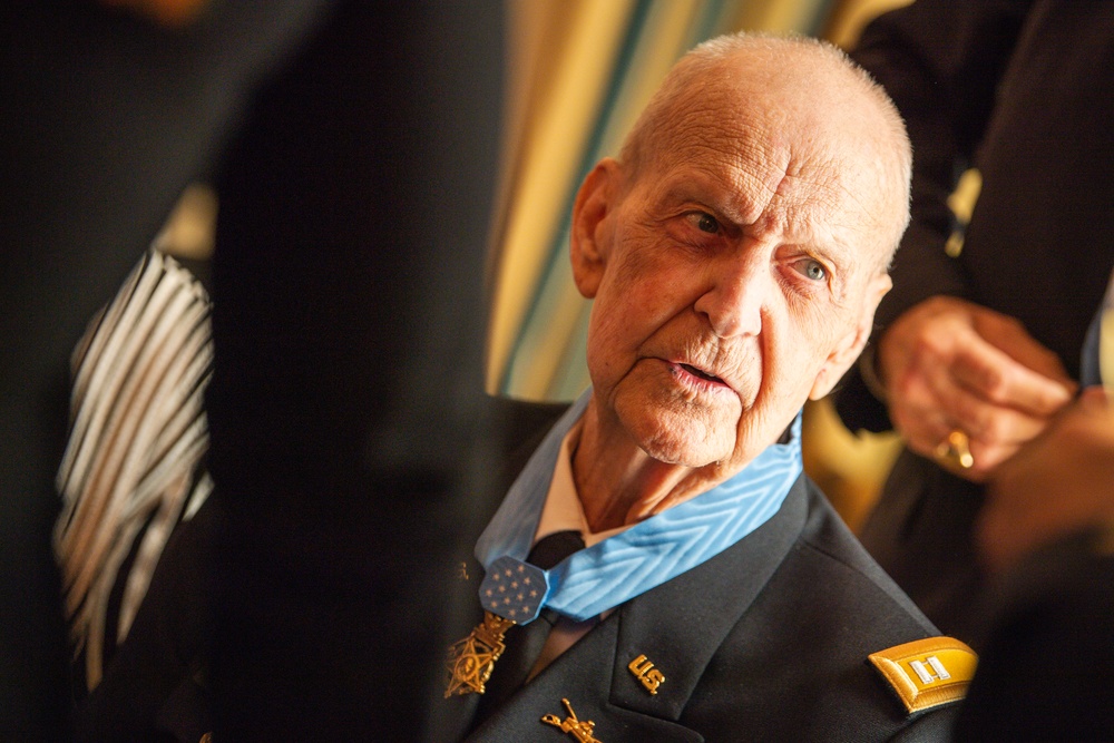 Army Capt. Larry L. Taylor Awarded Medal of Honor