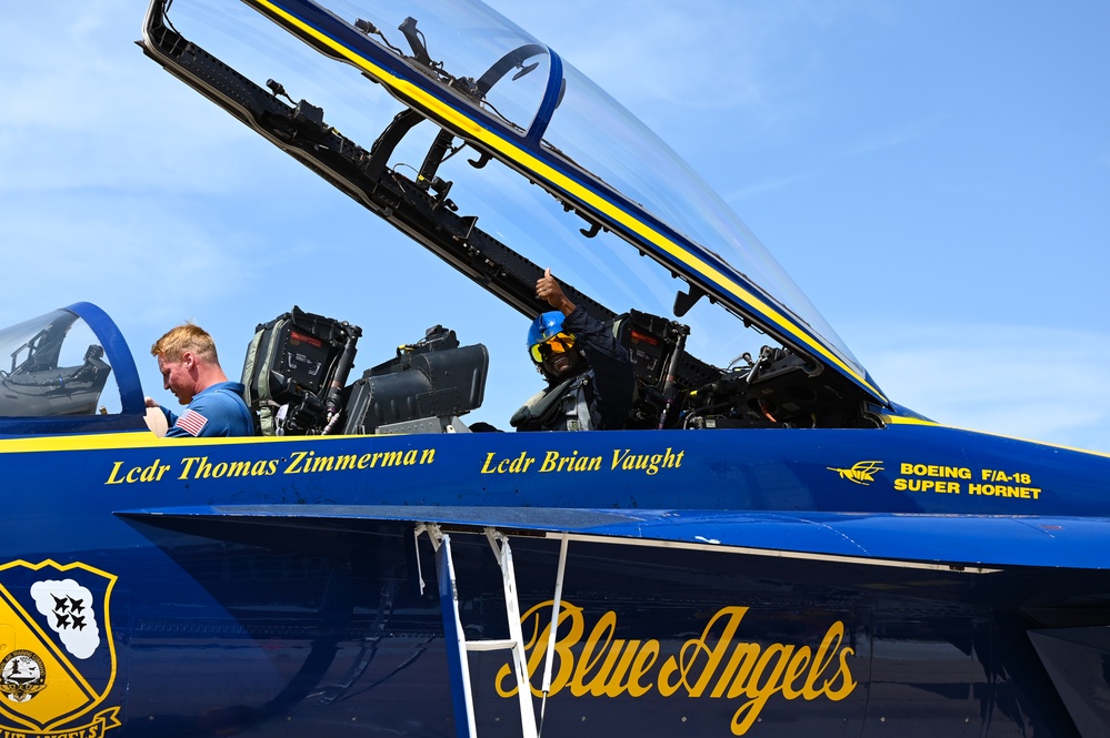 U.S. Navy Blue Angels conduct Key Influencer Flight in Lincoln area
