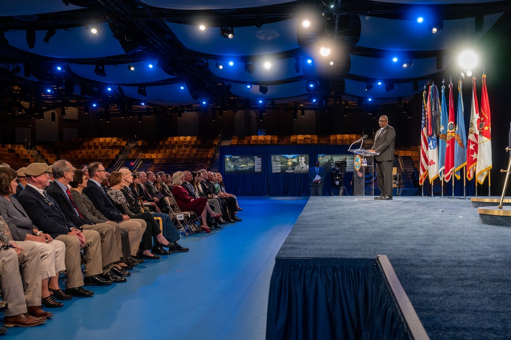 Secretary Austin Attends MOH Hall of Heroes Induction Ceremony