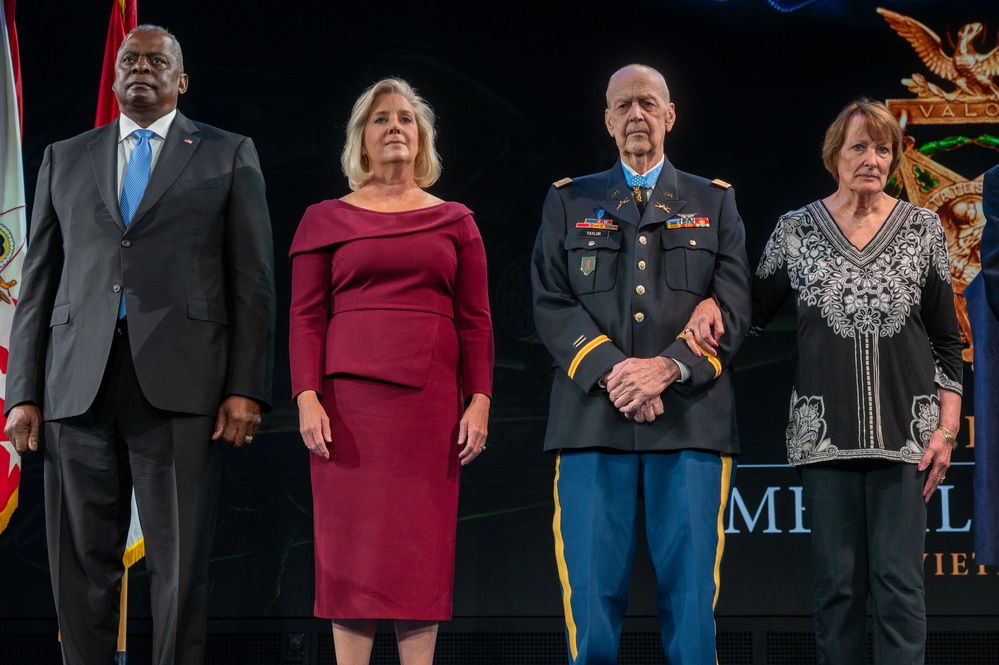 Secretary Austin Attends MOH Hall of Heroes Induction Ceremony