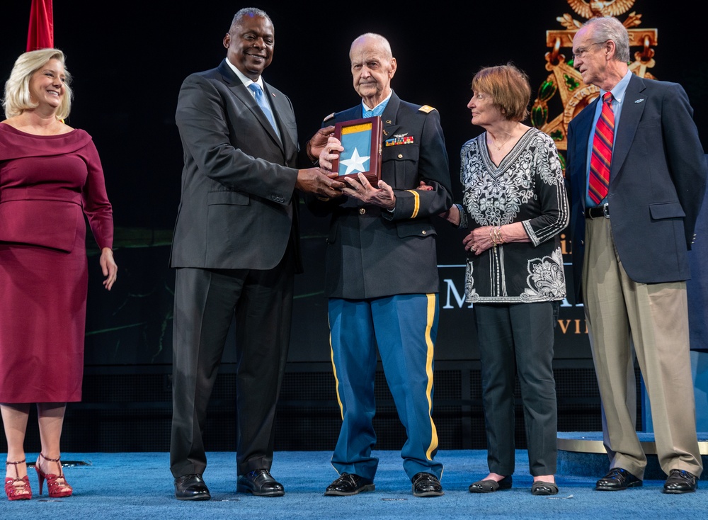 Secretary Austin Attends MOH Hall of Heroes Induction Ceremony