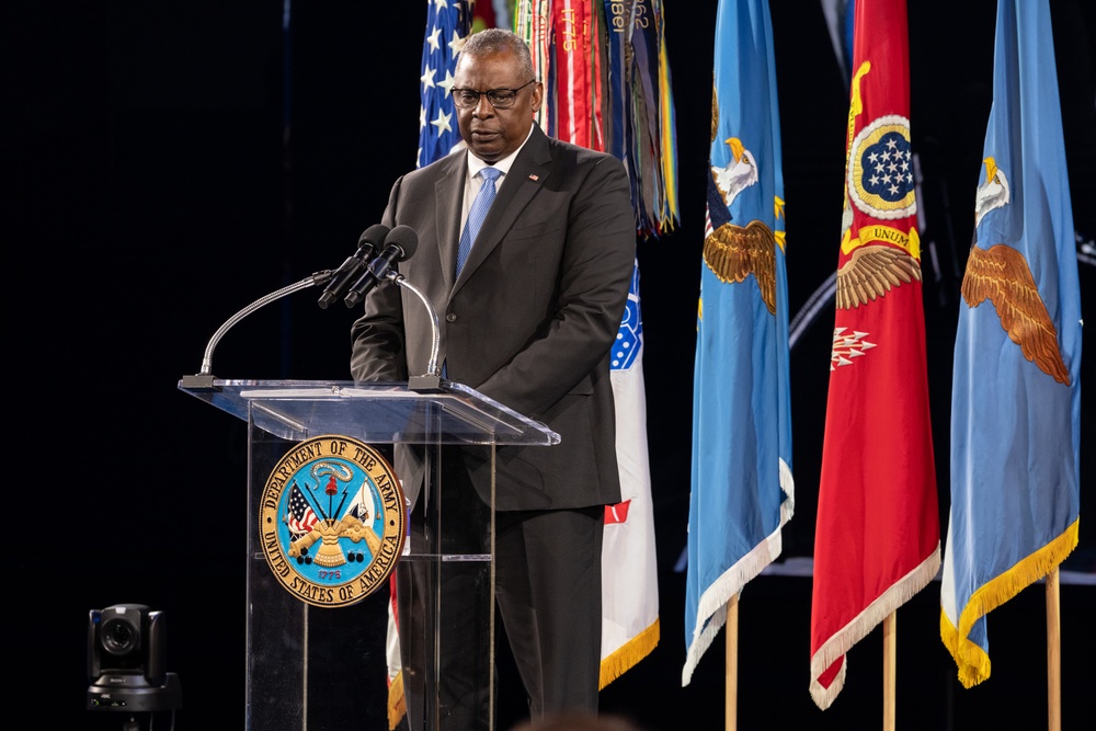 Secretary Austin Attends MOH Hall of Heroes Induction Ceremony