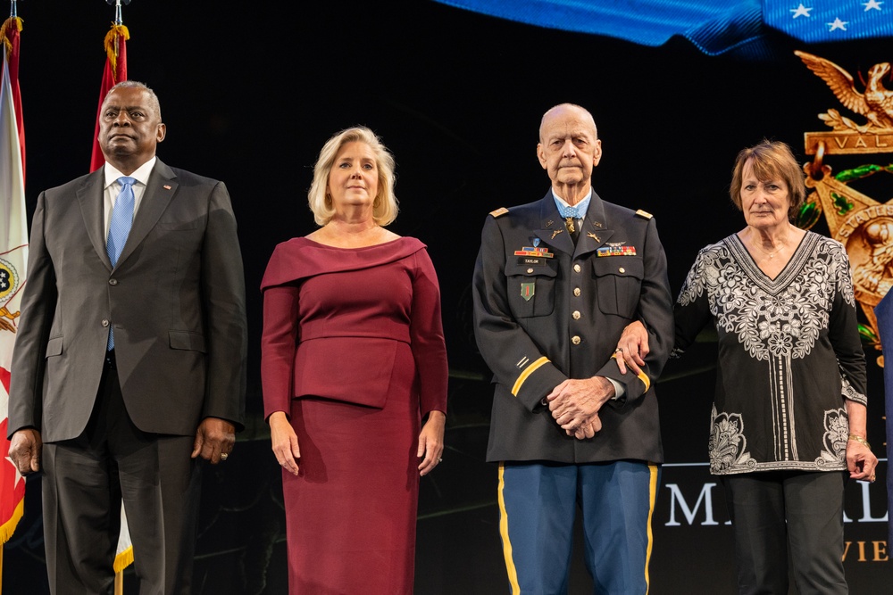 Secretary Austin Attends MOH Hall of Heroes Induction Ceremony