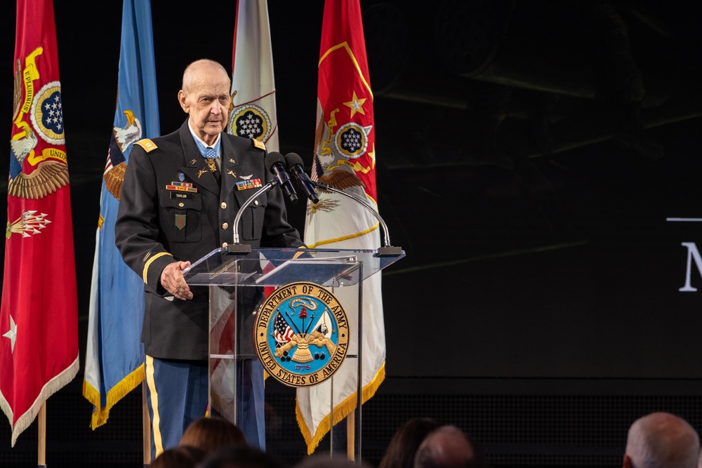 Secretary Austin Attends MOH Hall of Heroes Induction Ceremony