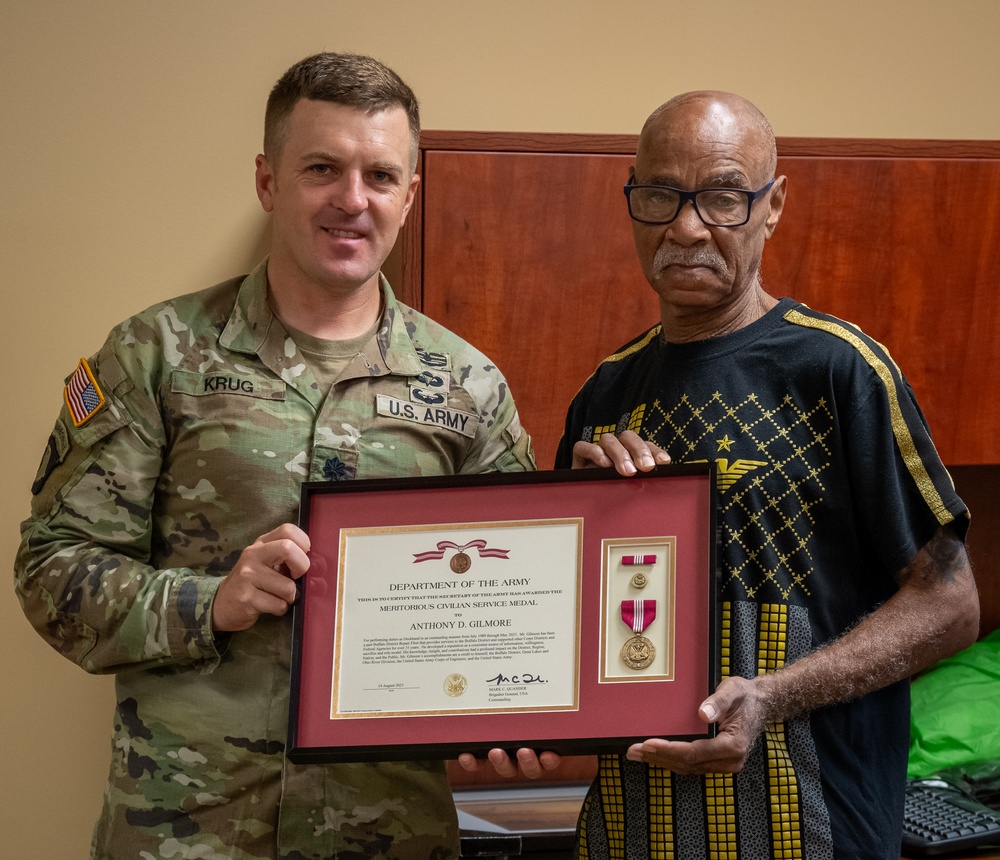 DVIDS Images Buffalo District Lead Deckhand, Tony Gilmore Retires