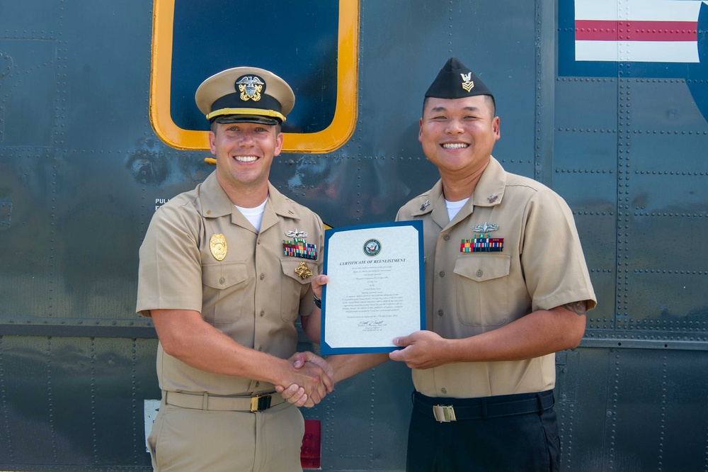 Pacific Missile Range Facility (PMRF), Barking Sands, Holds a reenlistment ceremony for Hospital Corpsman 1st Class Jeremy Lee.