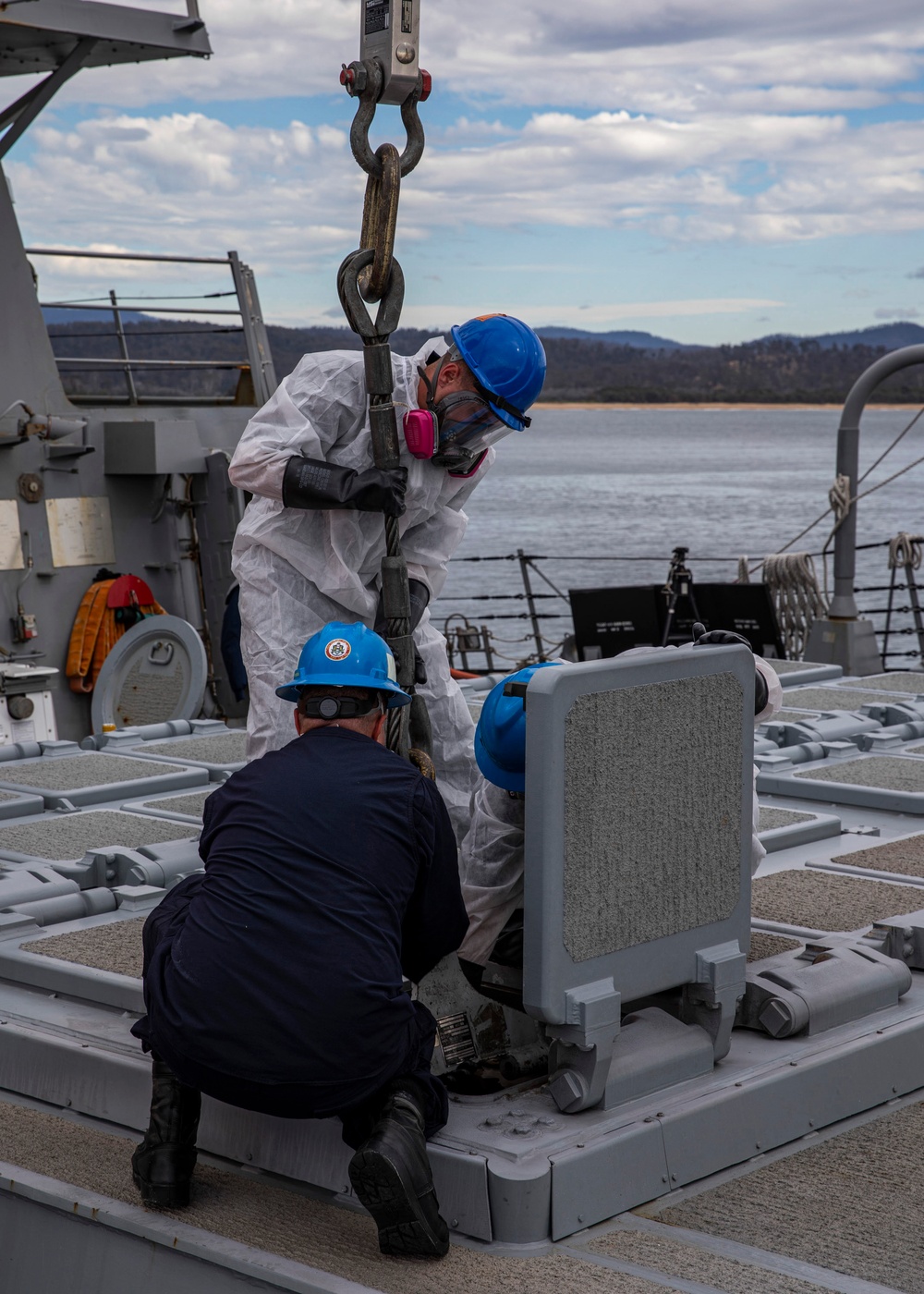 Destroyer USS Rafael Peralta completes first live missile on-load in Eden, Australia