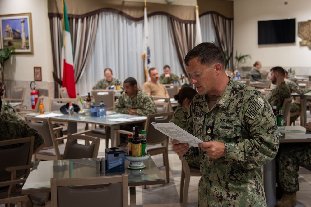 Sailors take E-6 advancement exam