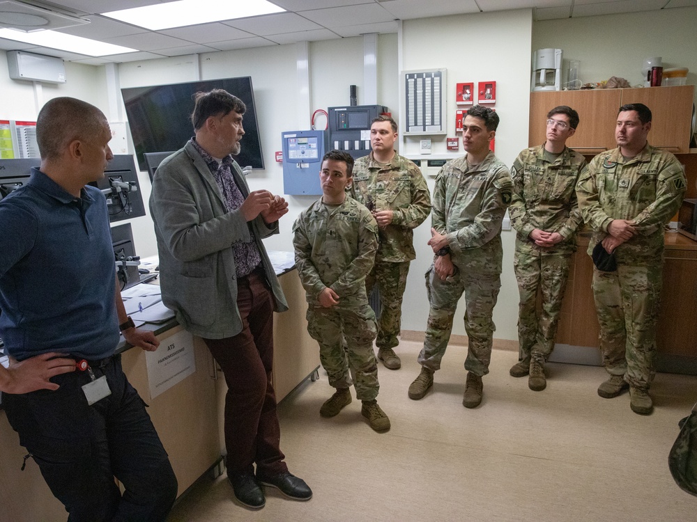 Task Force Ivy, Estonian hospital's medevac training exercise boosts medical readiness in Baltics