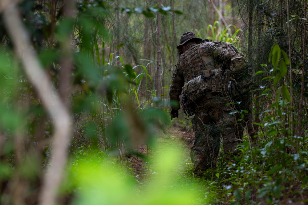 Marine Raiders train on tracking and evading