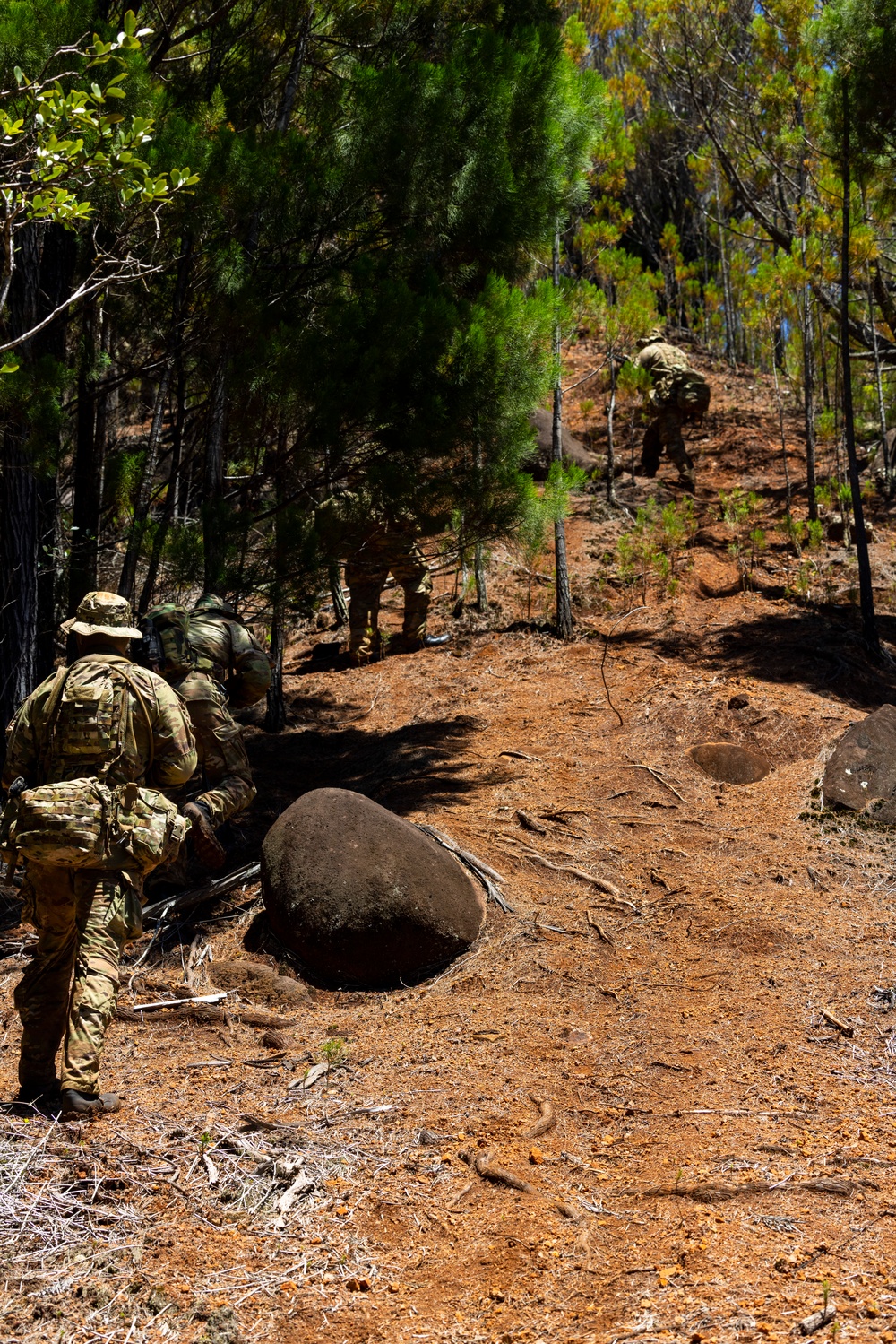 Marine Raiders train on tracking and countertracking