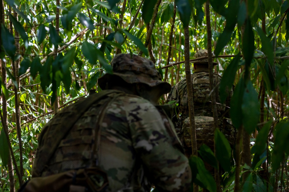 Marine Raiders conduct point man and cover shoot drills