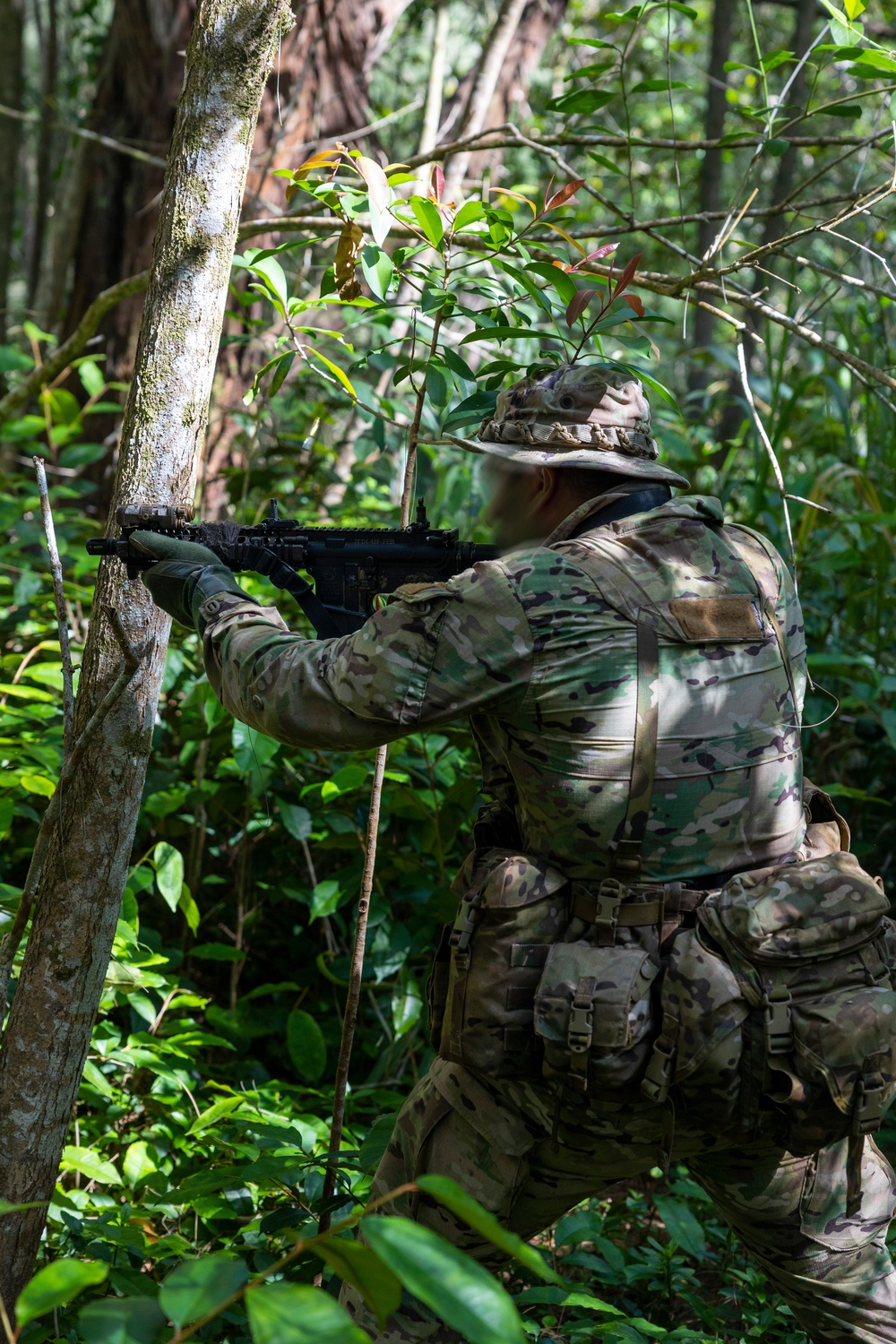 Marine Raiders conduct point man and cover shoot drills