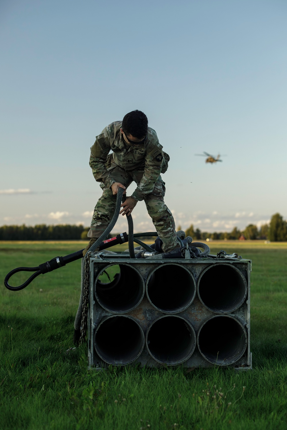 Task Force Ivy conducts sling-load training exercise in Estonia