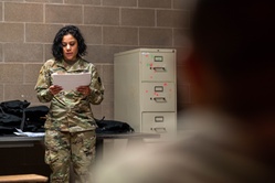 Sgt. Stephanie Fermin briefs Army Reserve Best Squad competitors [Image 1 of 3]