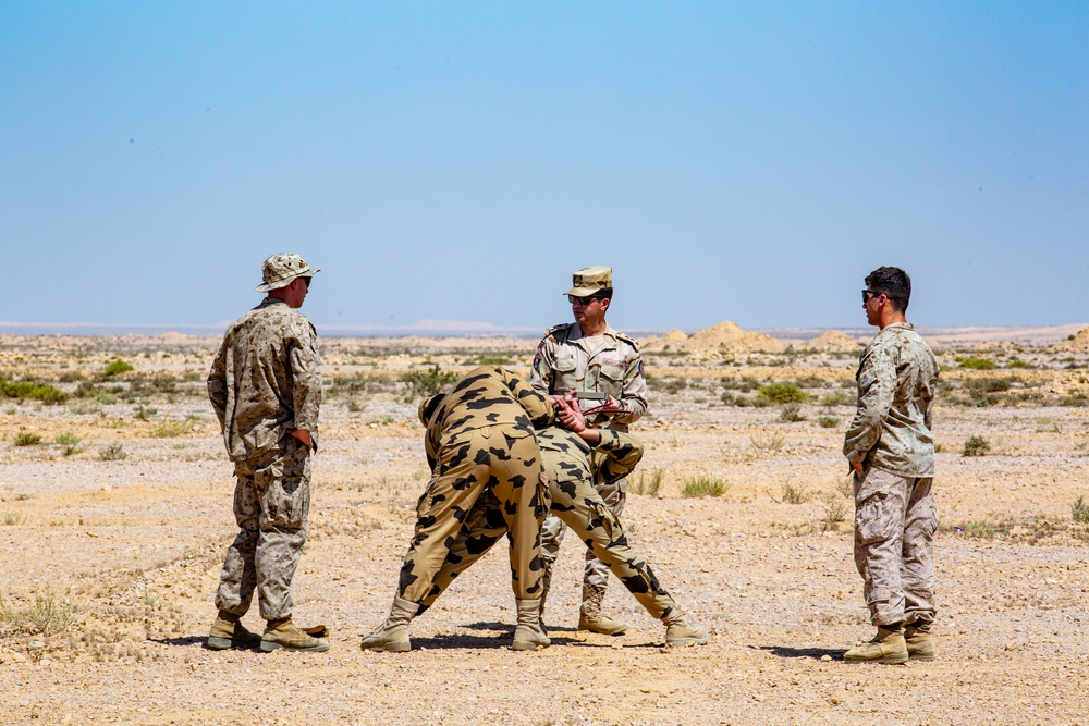 Bright Star 23: Egyptian Special Forces Conduct Search Techniques with Reserve Marines