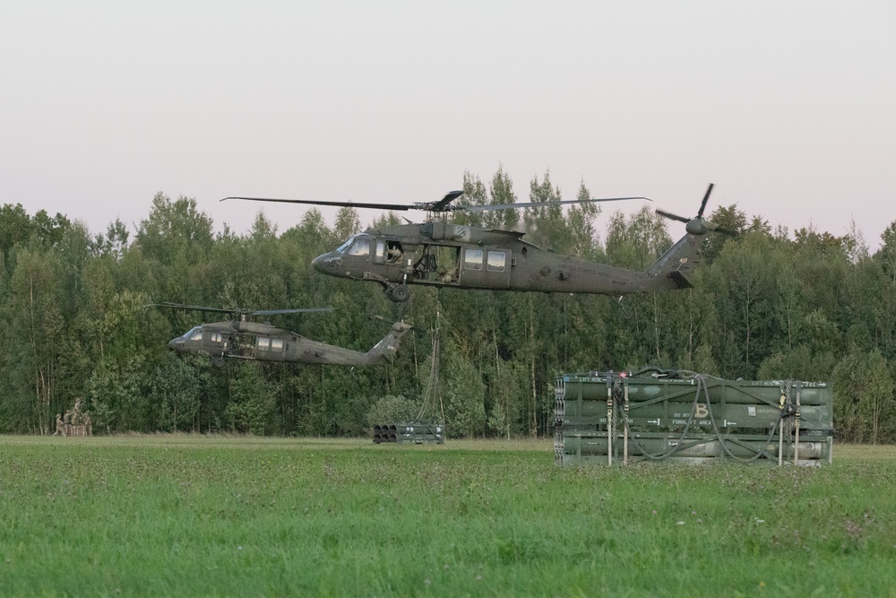 Task Force Ivy conducts sling-load training exercise in Estonia