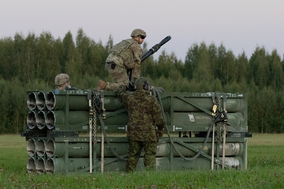 Task Force Ivy conducts sling-load training exercise in Estonia