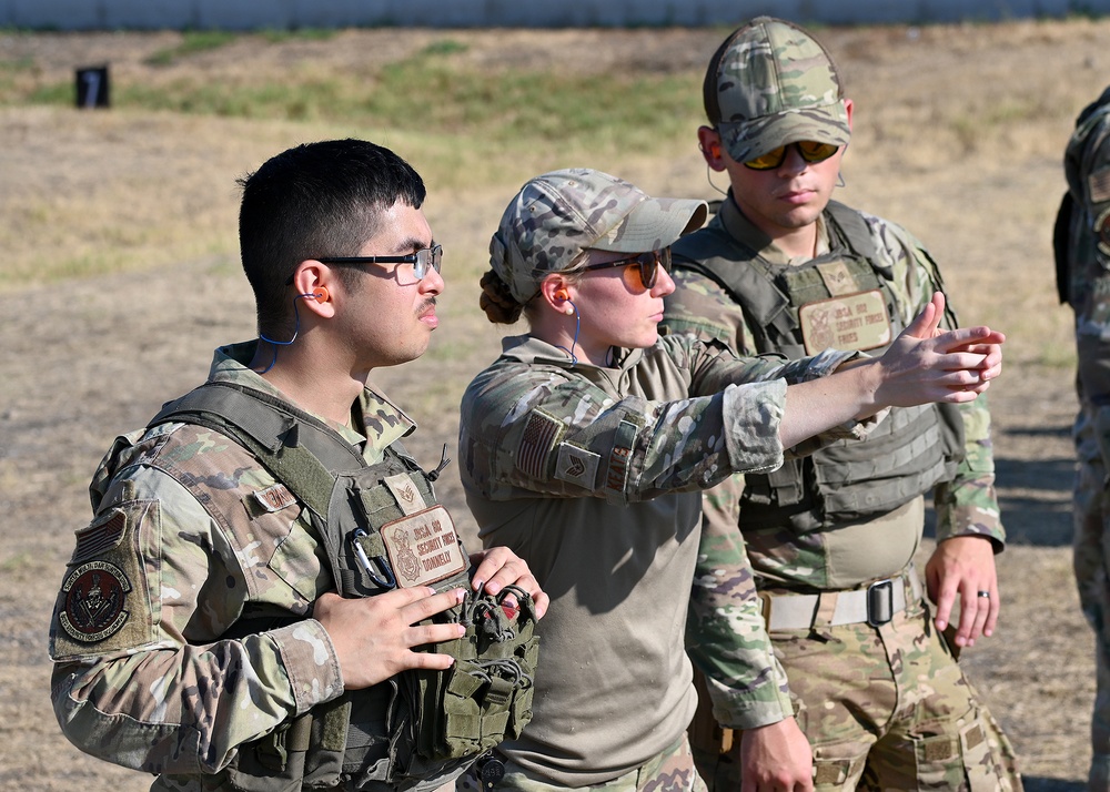 Defenders sharpen combat skills