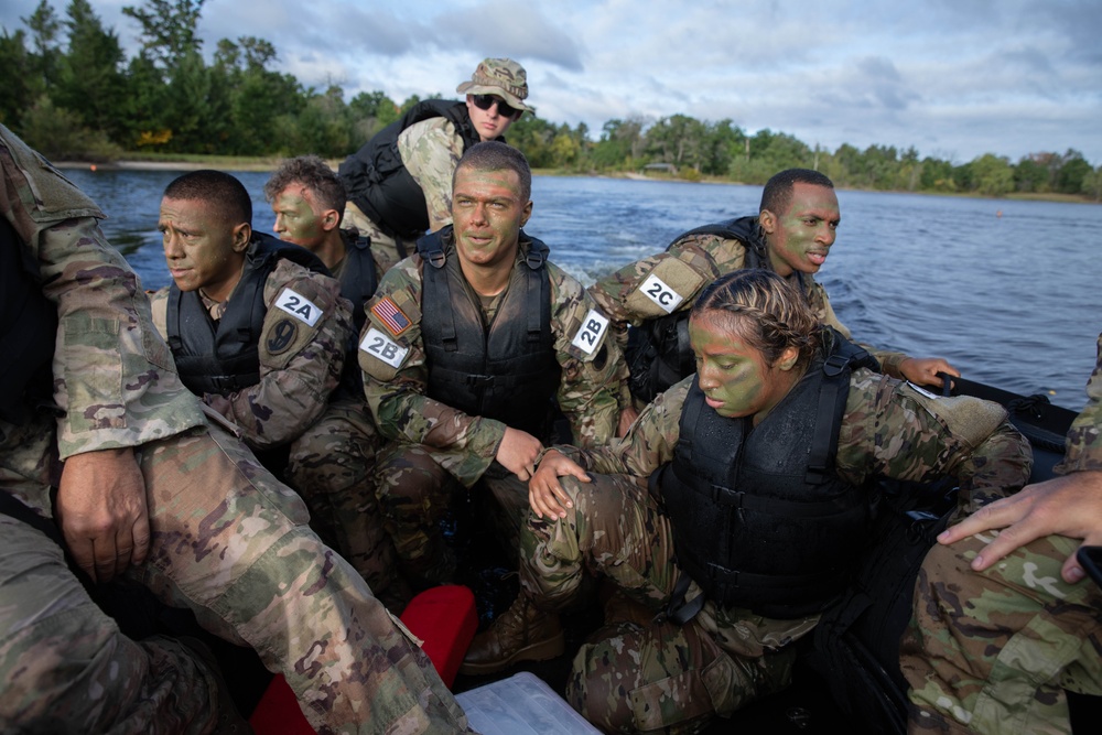 Army Reserve Best Squad competitors of second squad ride to shore