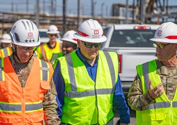 Chief of Engineers visits Galveston District