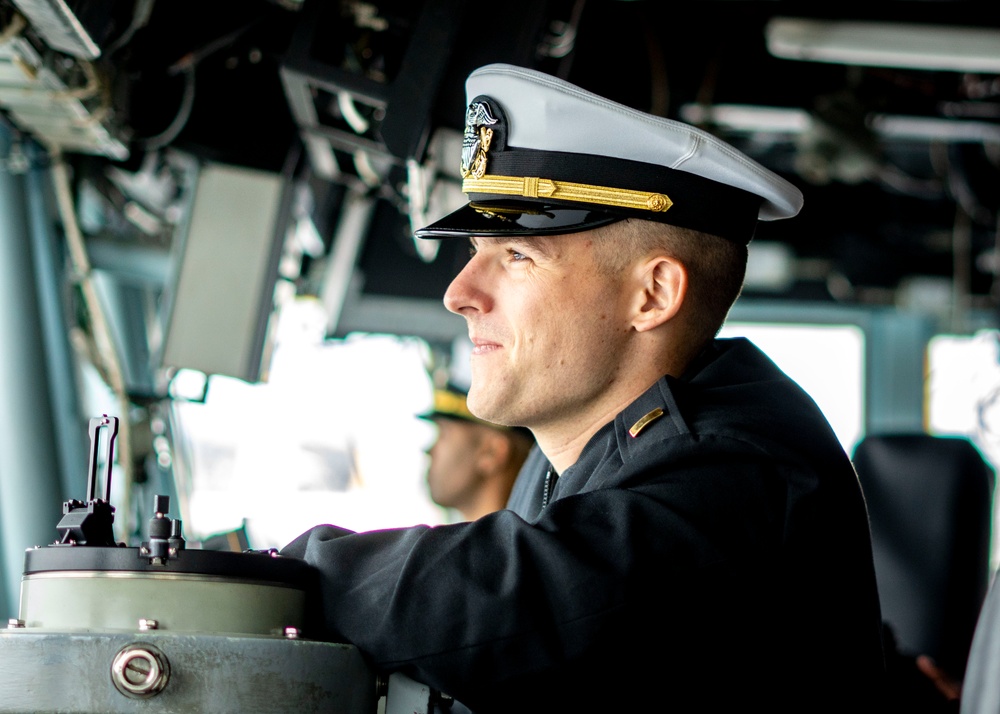 USS Porter Arrives in Halifax, Nova Scotia for Fleet Week