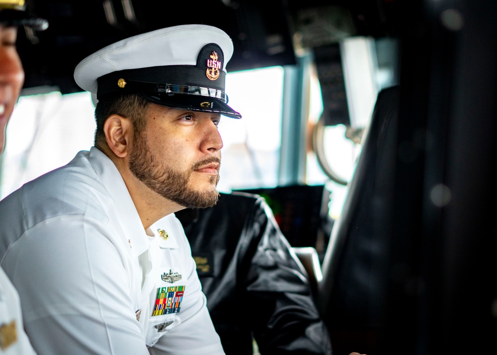 USS Porter Arrives in Halifax, Nova Scotia for Fleet Week