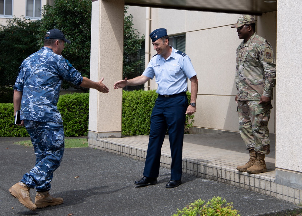 Pacific Air Forces Australian deputy commander visits Yokota