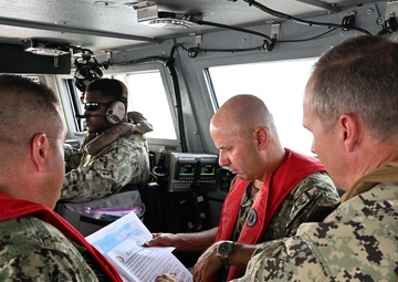 VADM Kilby Visits MSRON 2