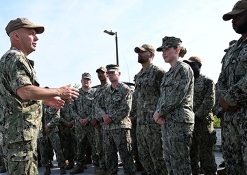 VADM Kilby Visits MSRON 2