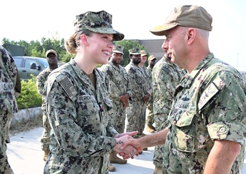 VADM Kilby Visits MSRON 2