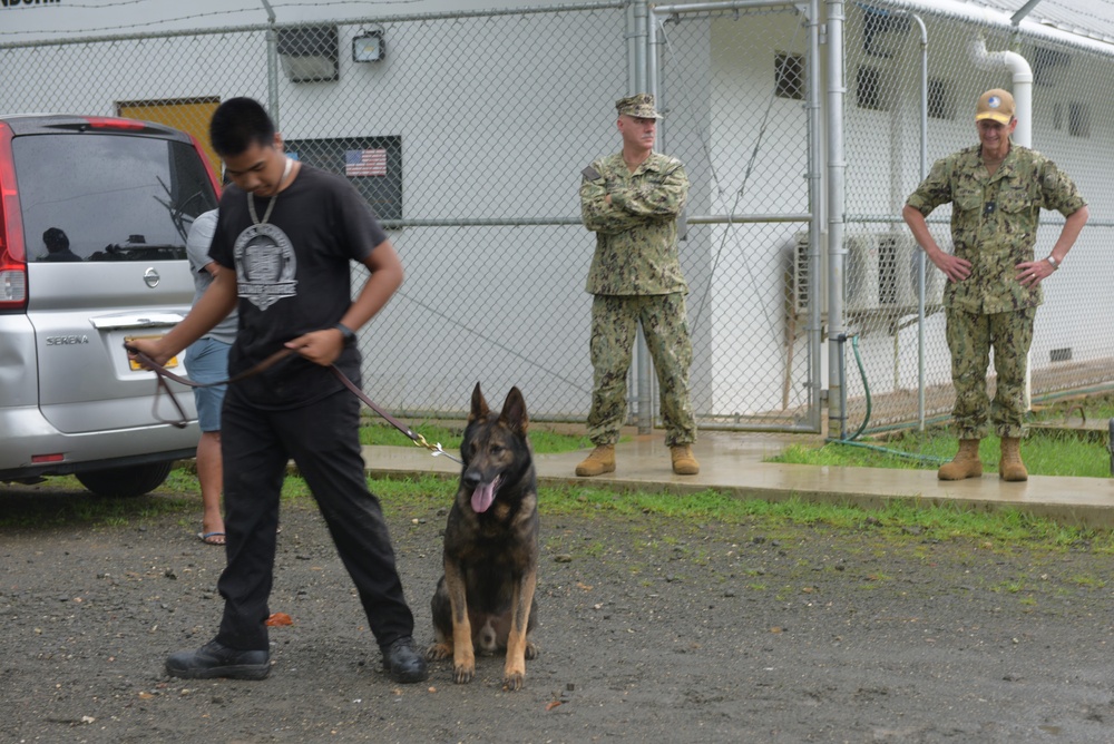 Rear Adm. Huffman Attends a K9 Demonstration