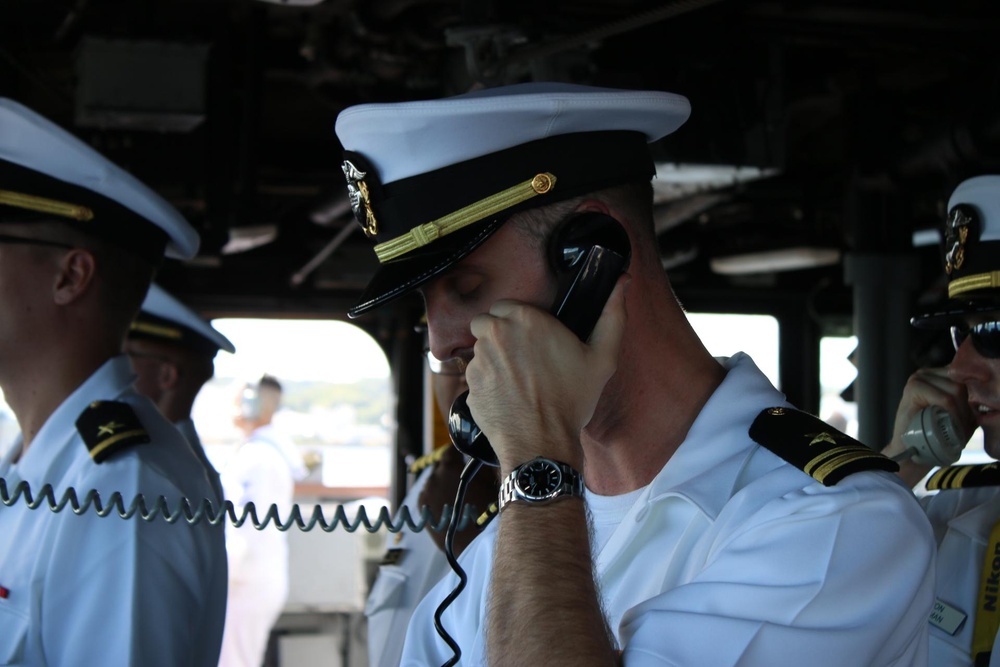 USS Shiloh departs Yokosuka, Japan after 17 years of forward-deployed service