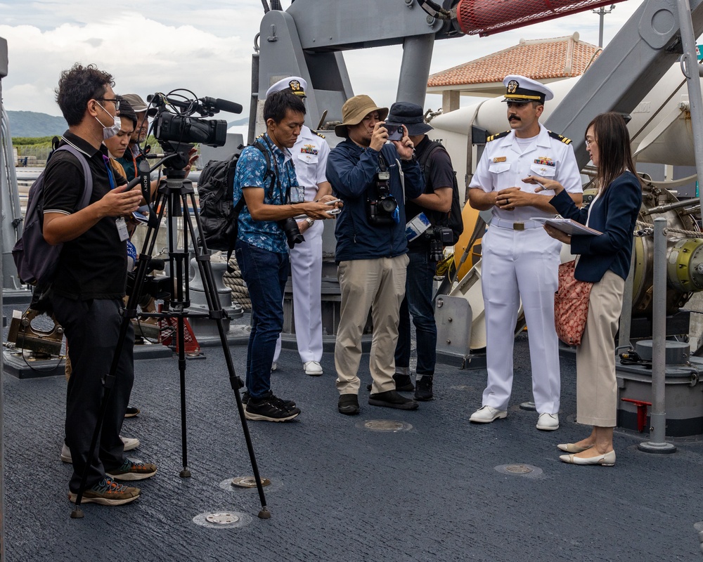 USS Pioneer (MCM 9) Visits Ishigaki, Sept. 7, 2023