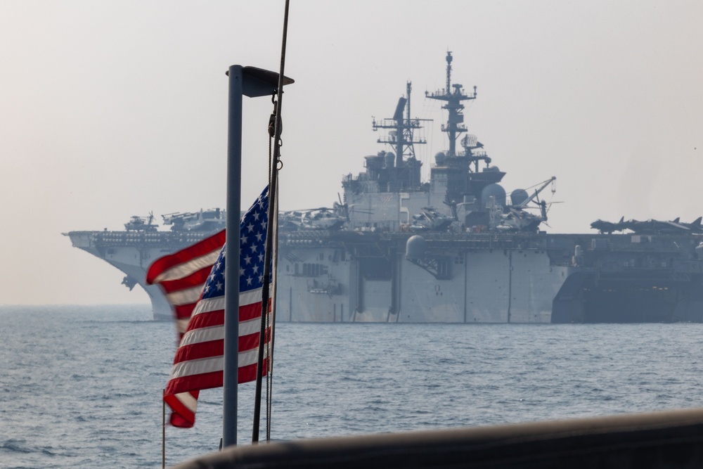 USS Bataan, 26 MEU Operate in the Arabian Gulf with Special Operations Joint Task Force-Central