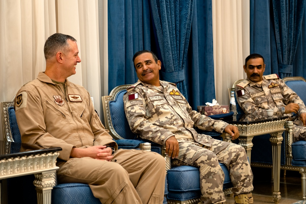 One Team: F-35 pilots meet with Qatar Armed Forces