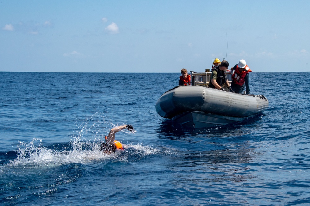 USS Green Bay (LPD 20) Conducts Man Overboard Drill