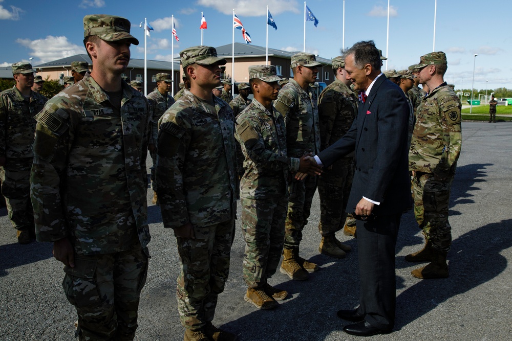 Task Force Ivy Soldiers awarded Estonian NATO Defender Medals