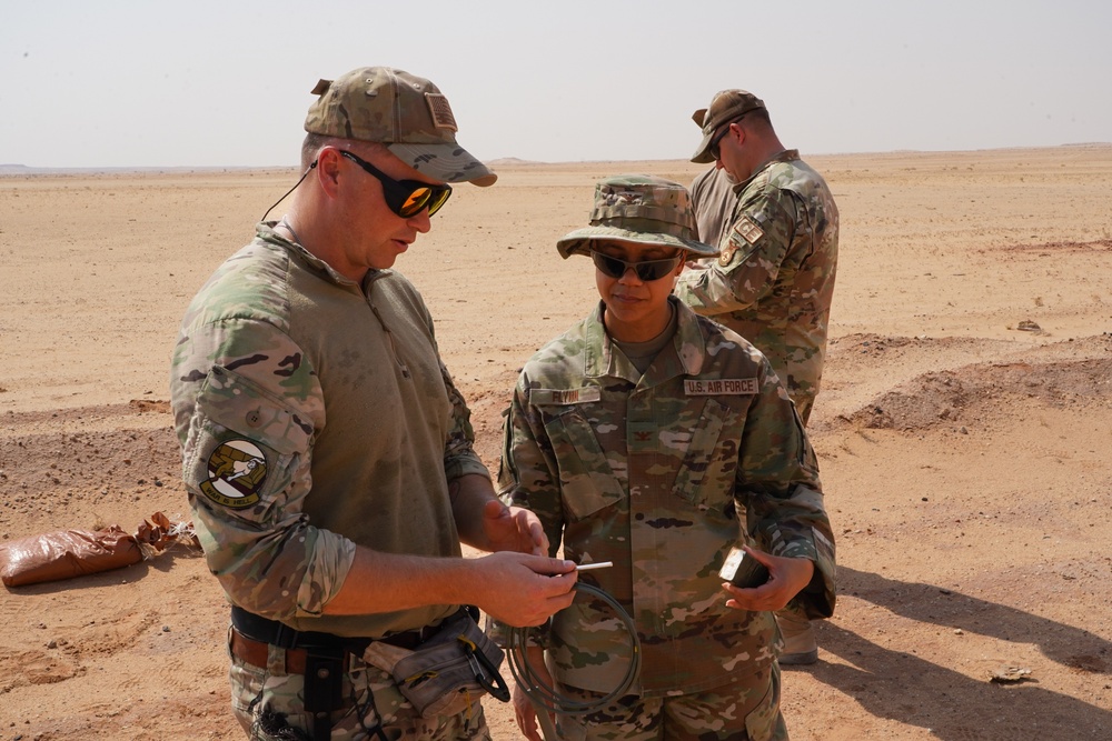 378th AEW command staff EOD familiarization