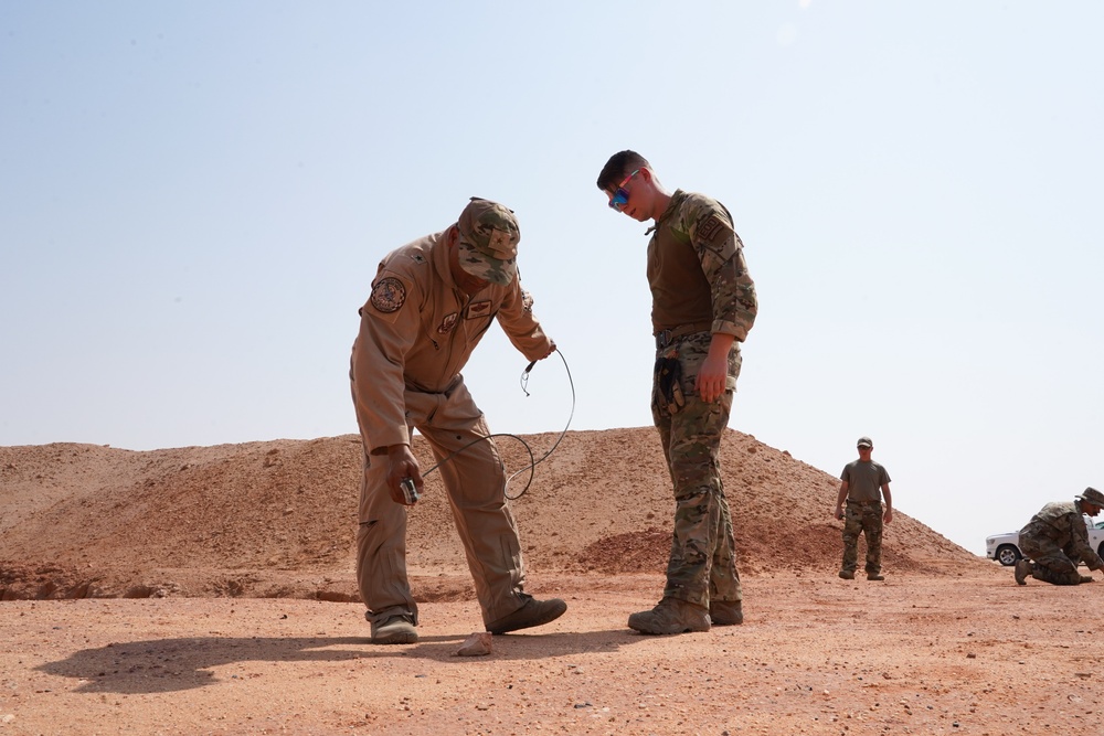 378th AEW command staff EOD familiarization