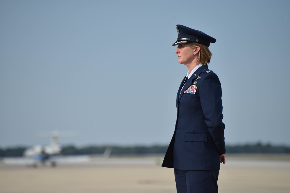 89 AW commander conducts her first solo presidential greet