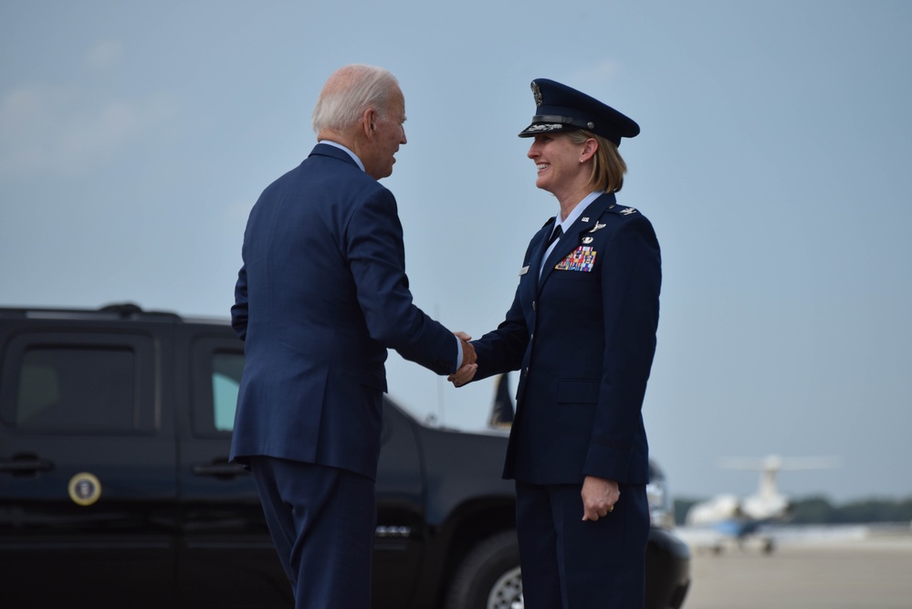 89 AW commander conducts her first solo presidential greet