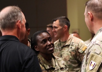 One-of-a-kind US Army expeditionary medical laboratory welcomes new commander