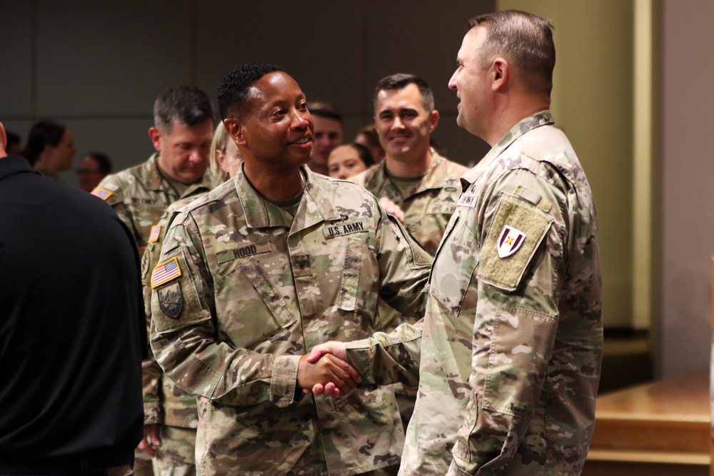 One-of-a-kind US Army expeditionary medical laboratory welcomes new commander