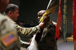 One-of-a-kind US Army expeditionary medical laboratory welcomes new commander