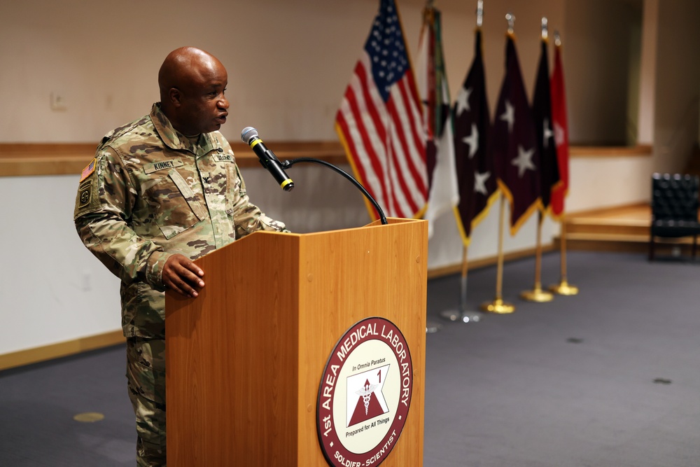 One-of-a-kind US Army expeditionary medical laboratory welcomes new commander